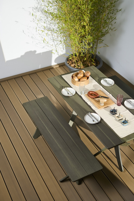 megawood-Terrassendiele 21x145mm - 4,8m CLASSIC massiv amber tan 4800 - Detail 1