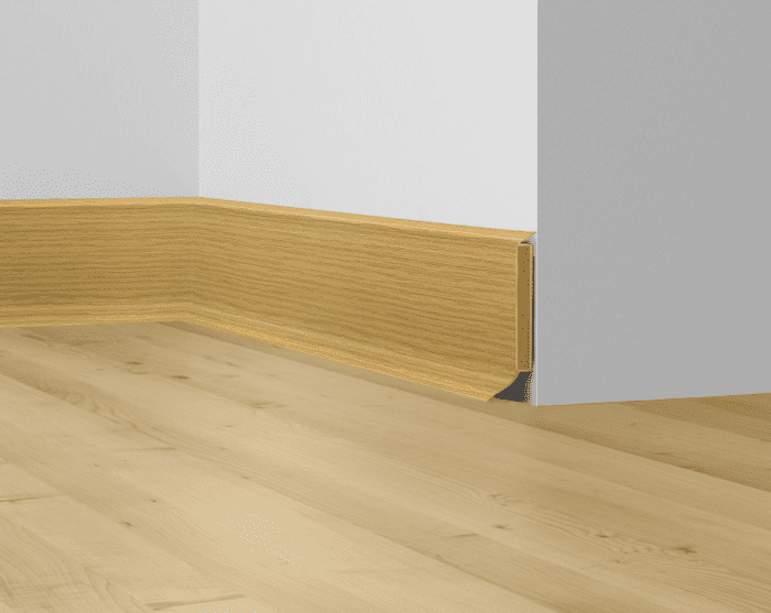 S60 D132 / 2544 Eiche Natur Kernsockelleiste # Döllken - Detail 1