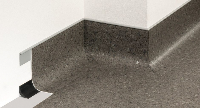 Abschlussleiste f. PVC #20334 Fb. schwarz AL 32/4/3, Länge 4,- m, VE=25 x 4m - Detail 1