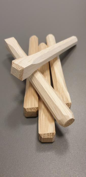 Holznagel in Eiche 16mm Länge 170mm angespitzte Einschlagseite, VE a 50 Stück - Detail 1